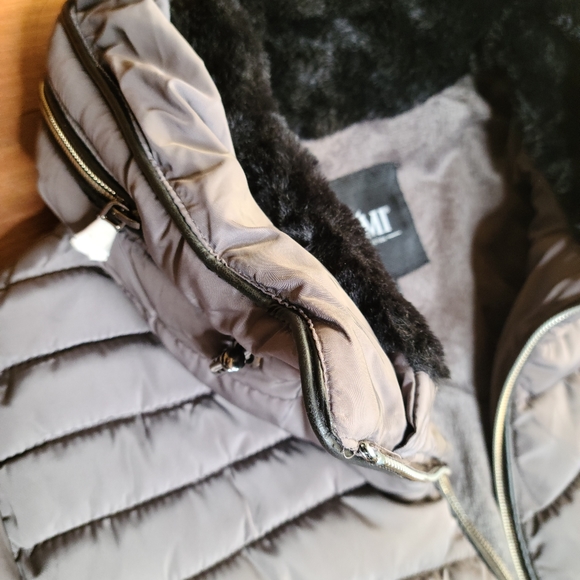 New warm winter jacket - Picture 7 of 7